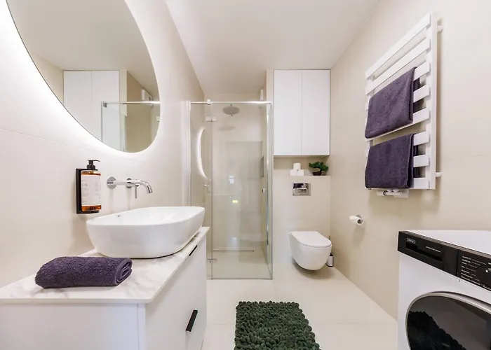 Noble Regency, Centre, Free Parking By Staynest Apartment